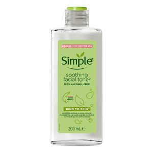 تونر آرامش بخش فاقد الکل سیمپل ، اولین قدم در روتین پوستی بعد از شستن صورت با شوینده، استفاده از تونر است.تونر لاین kind to skin برند سیمپل حاوی ویتامین B5 ، بیزابولول ، آلانتوئین و ویتامین E است؛ این مواد مغذی موجب حفظ نرمی و لطافت پوست و تغذیه پوست میشود.