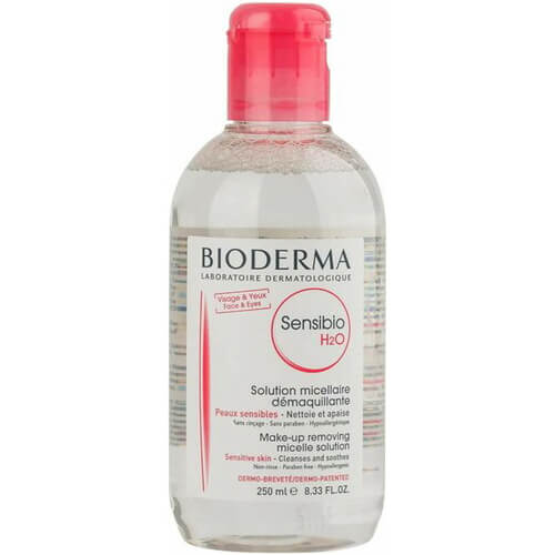 میسلار واتر پوست نرمال و خشک بایودرما 250ml 1 میسلار واتر پوست نرمال و خشک بایودرما | Bioderma ، یک عمل مضاعف دارد و بدون خشک شدن و تحریک اپیدرم، آرایش را به آرامی تمیز و پاک میکند.