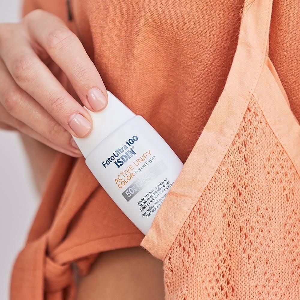 ضد آفتاب رنگی اکتیو یونیفای ایزدین SPF50 2 ضد آفتاب رنگی اکتیو یونیفای ایزدین SPF50 - Image 2