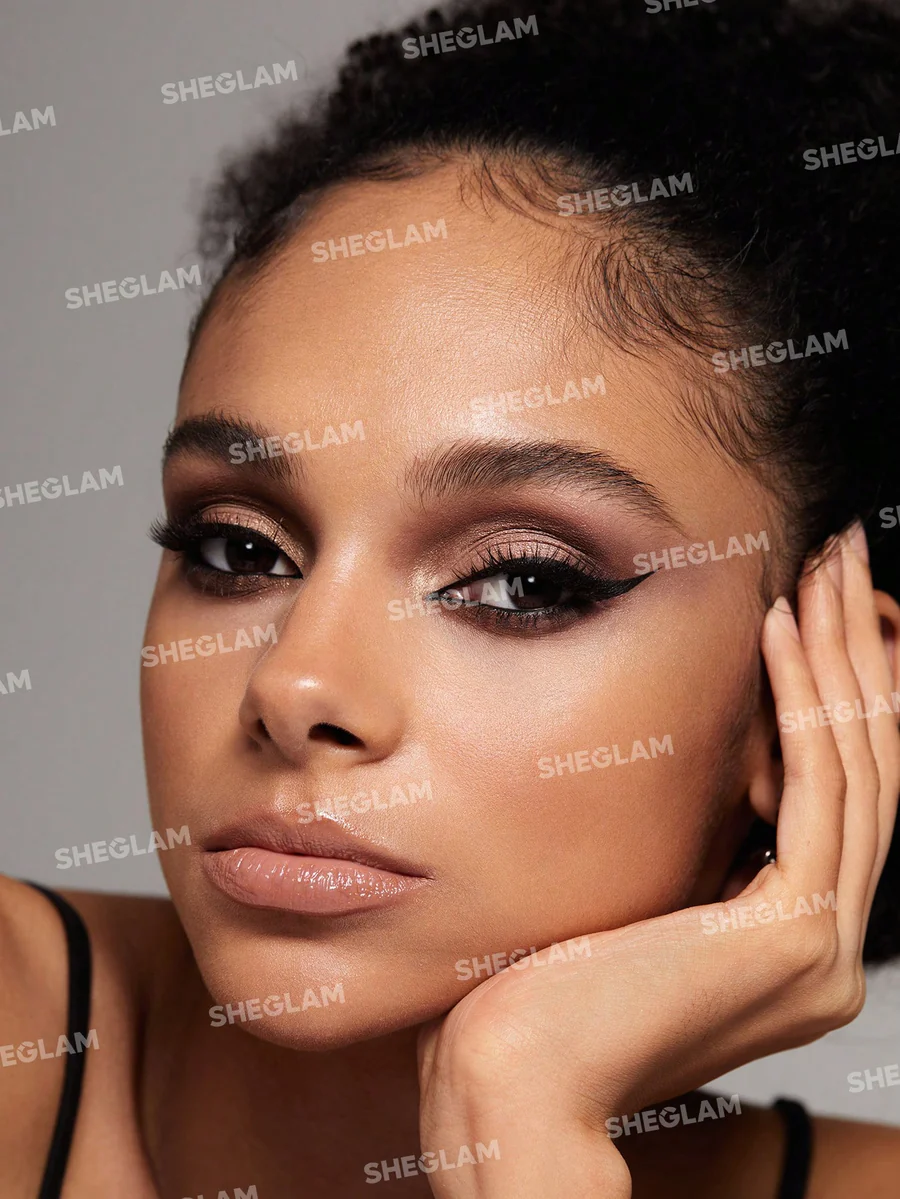 پالت سایه چشم شیگلم مدل LOVE N' TAUPE 5 پالت سایه چشم شیگلم مدل LOVE N' TAUPE - Image 5