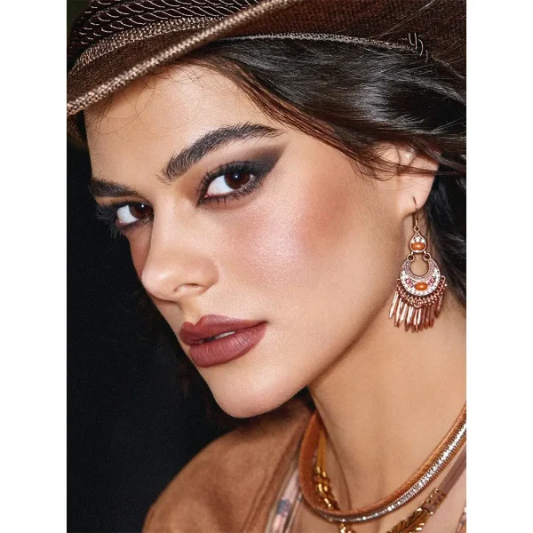 پالت سایه چشم 8 رنگ مدل Live To Roam شیگلم 3 پالت سایه چشم 8 رنگ مدل Live To Roam شیگلم - Image 3