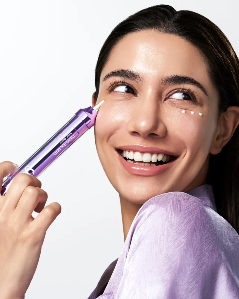 معجزه شماره 9، ناجی دور چشم 2 250610 9 b73cd5eb a317 4bef bae6 a031bb7f2f62